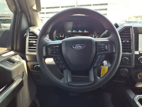 Used 2020 Ford F150 XLT w/ Trailer Tow Package RWD image 14