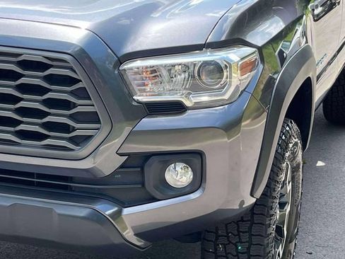 Used 2021 Toyota Tacoma 2WD Double Cab image 9