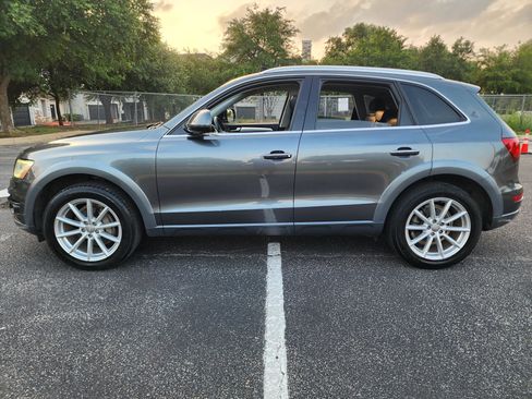 Used 2017 Audi Q5 2.0T Premium Plus w/ Technology Package AWD/4WD image 4