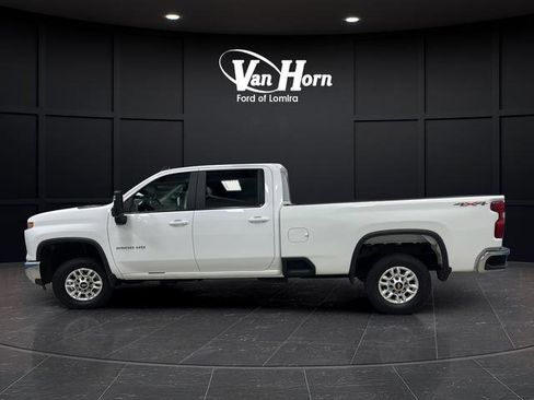 Used 2024 Chevrolet Silverado 2500 LT AWD/4WD image 6