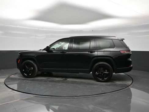 Used 2022 Jeep Grand Cherokee L Laredo AWD/4WD image 5