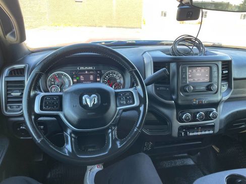 Used 2021 RAM 5500 Tradesman w/ Safety Group image 32