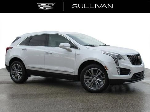 New 2025 Cadillac XT5 Premium Luxury w/ Technology Package image 2