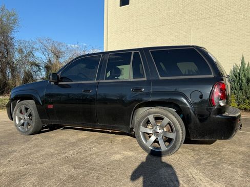 Used 2006 Chevrolet TrailBlazer LT w/ SS Package image 2