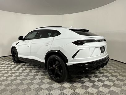 Used 2020 Lamborghini Urus Base