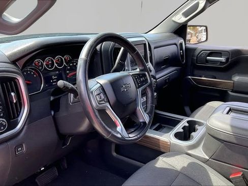 Used 2022 Chevrolet Silverado 1500 LT Trail Boss w/ Bed Protection Package image 12