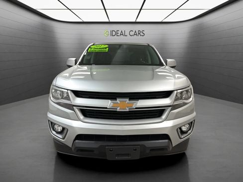 Used 2017 Chevrolet Colorado LT w/ LT Convenience Package RWD image 2