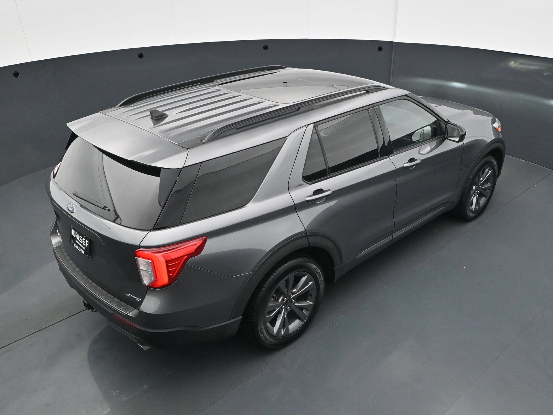 Used 2022 Ford Explorer XLT w/ Equipment Group 202A AWD/4WD image 42