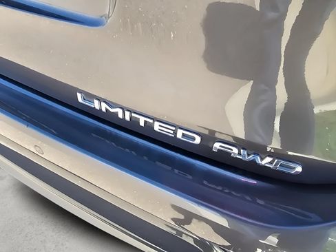 Used 2021 Toyota Highlander Limited AWD/4WD image 29
