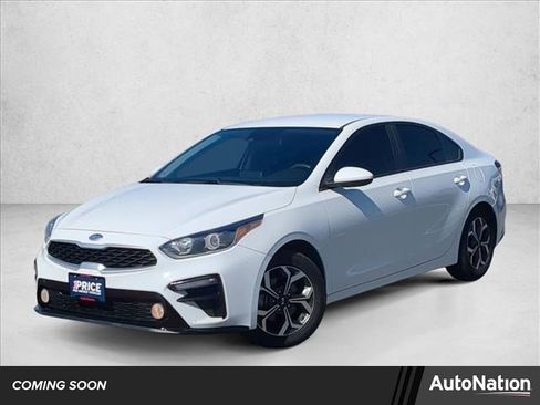Used 2019 Kia Forte LXS image 1