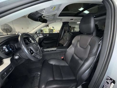 Used 2018 Volvo XC60 T6 Inscription w/ Convenience Package AWD/4WD image 2