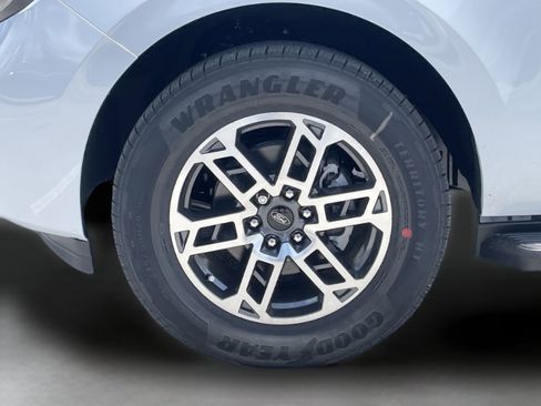 New 2026 Ford Expedition Max Active RWD image 34
