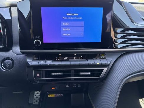 Certified 2025 Toyota Camry SE image 28