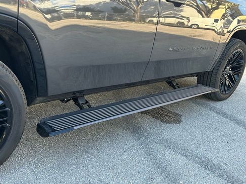 New 2026 Jeep Grand Wagoneer Limited image 32