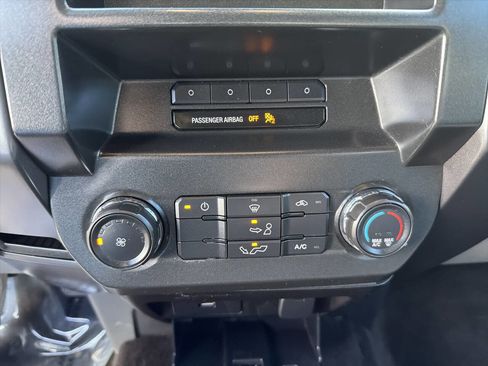 Used 2017 Ford F150 XLT image 30