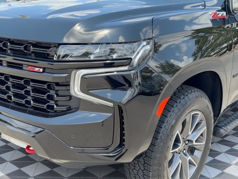 Certified 2024 Chevrolet Tahoe Z71 w/ Luxury Package AWD/4WD image 12