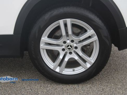 Used 2023 Mercedes-Benz GLB 250 4MATIC w/ Premium Package image 30