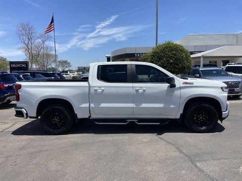 Used 2020 Chevrolet Silverado 1500 RST AWD/4WD image 2
