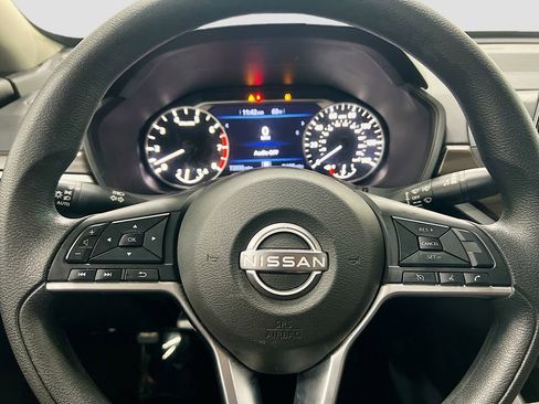 Used 2024 Nissan Altima 2.5 SV image 27