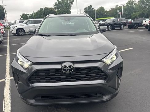 Used 2025 Toyota RAV4 XLE w/ Convenience Package FWD image 10