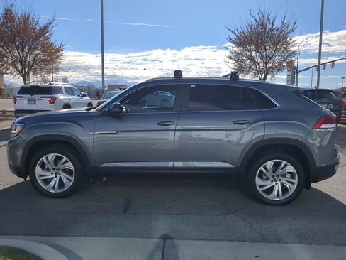 Used 2021 Volkswagen Atlas Cross Sport SEL image 9
