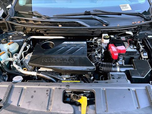 Certified 2023 Nissan Rogue SV image 31