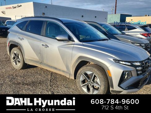 Used 2025 Hyundai Tucson SEL image 1