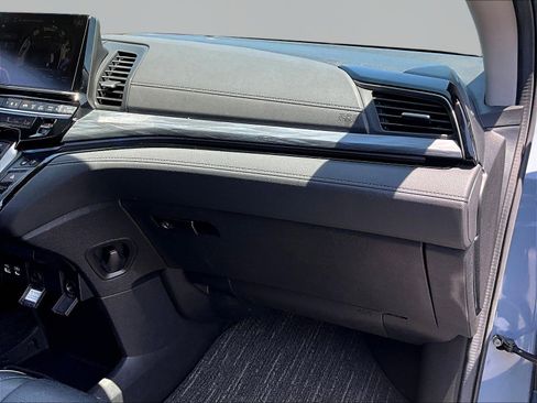 Used 2025 Honda Odyssey Elite image 27