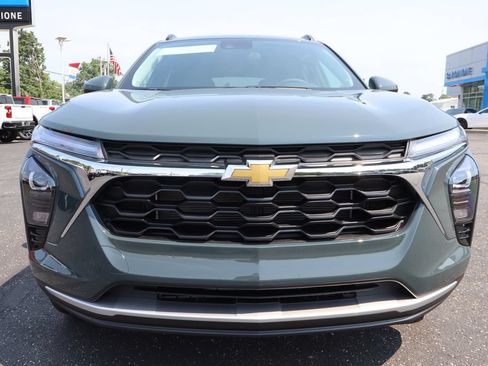 New 2026 Chevrolet Trax LT w/ LT Convenience Package FWD image 30