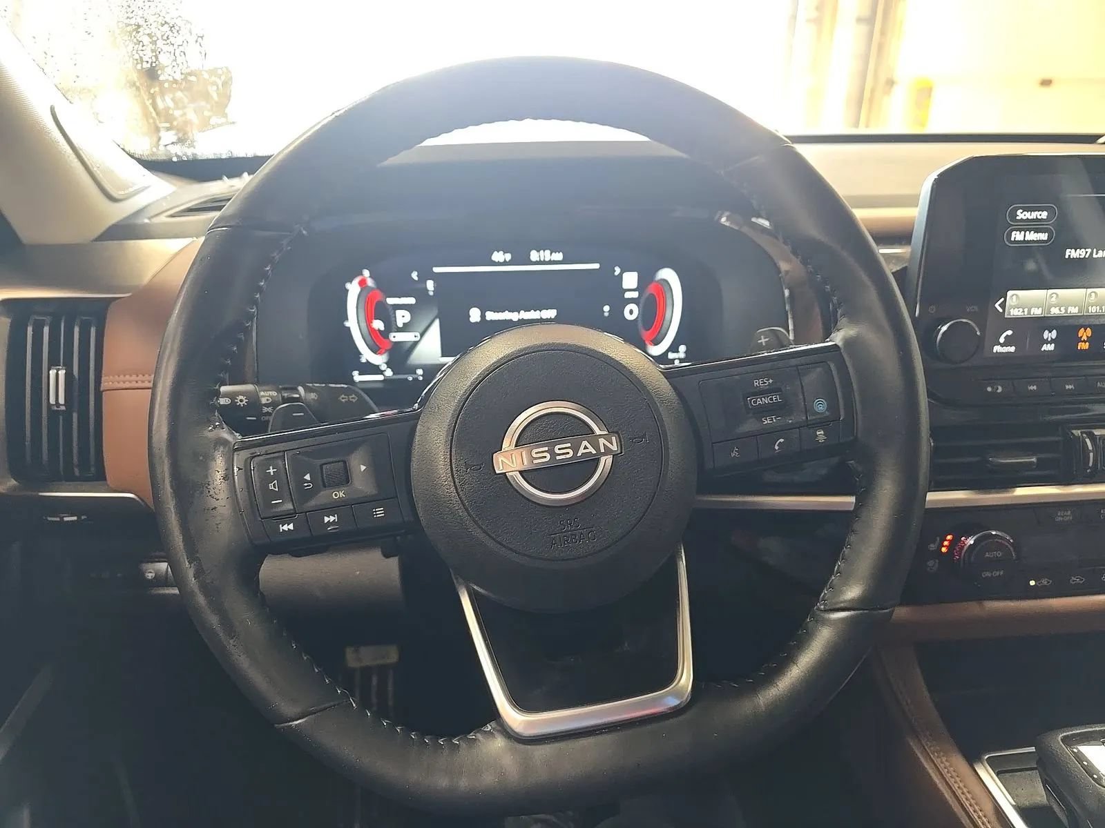 Used 2024 Nissan Pathfinder Platinum AWD/4WD image 16