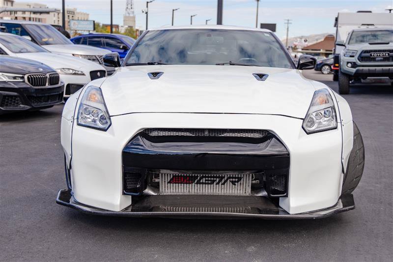 Used 2015 Nissan GT-R Black Edition AWD/4WD image 4