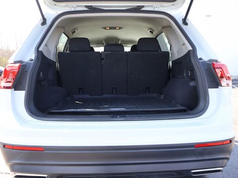 Used 2020 Volkswagen Tiguan S image 21