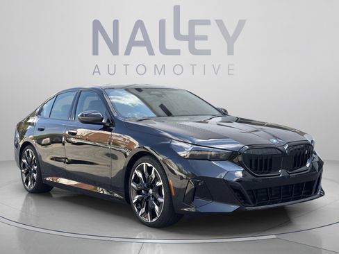 Used 2026 BMW i5 eDrive40 w/ M Sport Package RWD image 5
