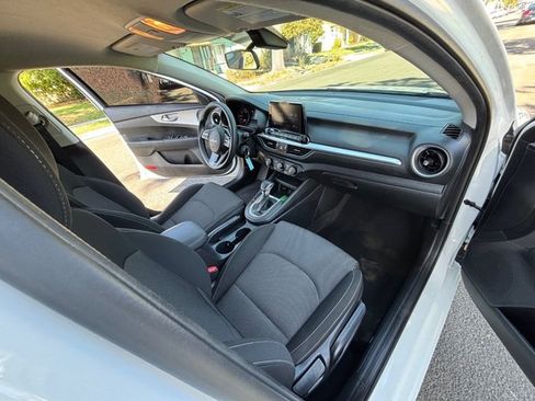 Used 2024 Kia Forte LXS w/ LXS Technology Package FWD image 38