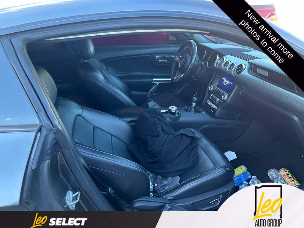 Used 2017 Ford Mustang GT Premium w/ GT Performance Package RWD image 8