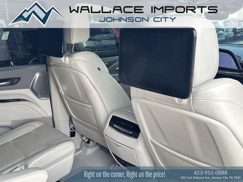 Used 2021 Cadillac Escalade Sport Platinum w/ Heavy-Duty Trailer Package AWD/4WD image 41