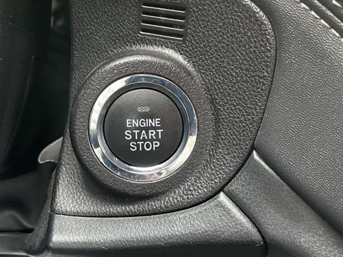 Used 2025 Subaru Outback Premium w/ Popular Package #1A image 27