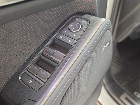 New 2026 Lexus GX 550 AWD/4WD image 12