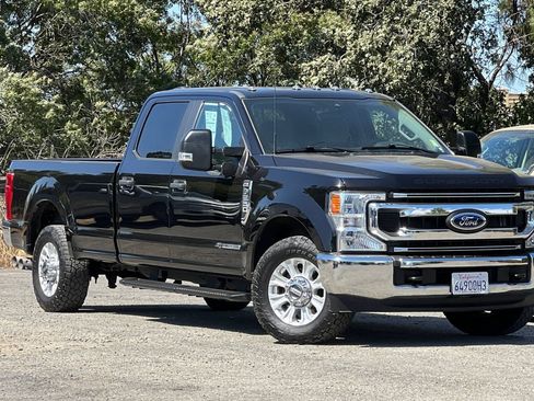 Certified 2022 Ford F250 XL w/ STX Appearance Package RWD image 2