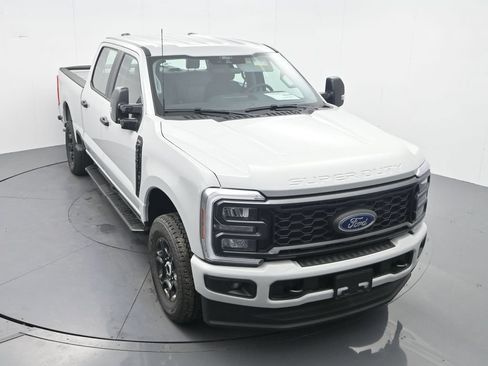 New 2026 Ford F250 XL w/ STX Appearance Package AWD/4WD image 24