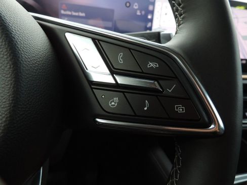 Used 2025 Buick Envision Avenir AWD/4WD image 28