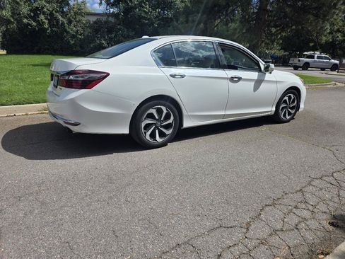 Used 2017 Honda Accord EX-L image 4