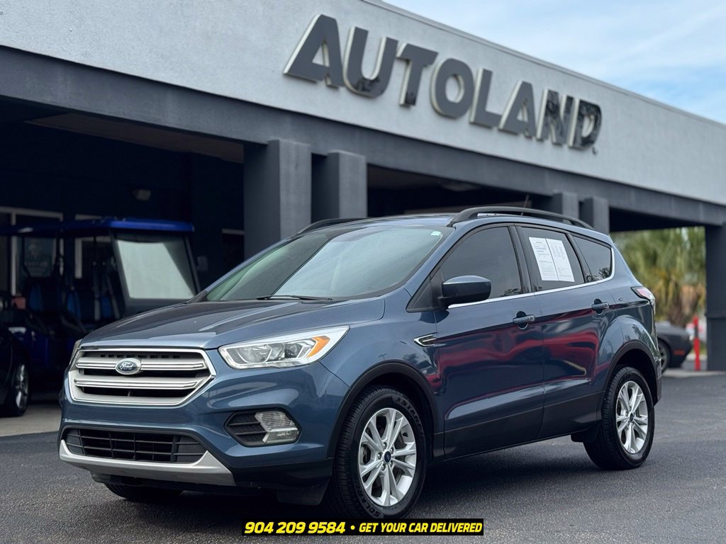 Used 2018 Ford Escape SEL FWD image 2