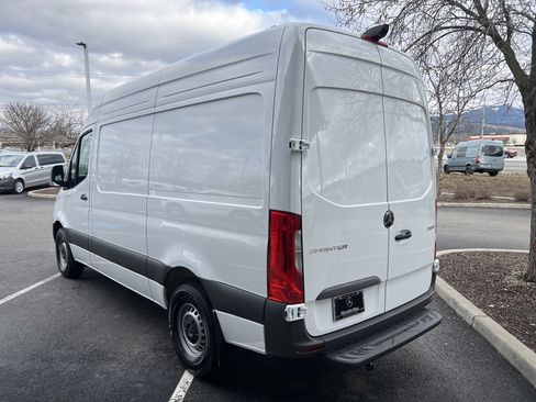 Used 2024 Mercedes-Benz Sprinter 144 Cargo image 6