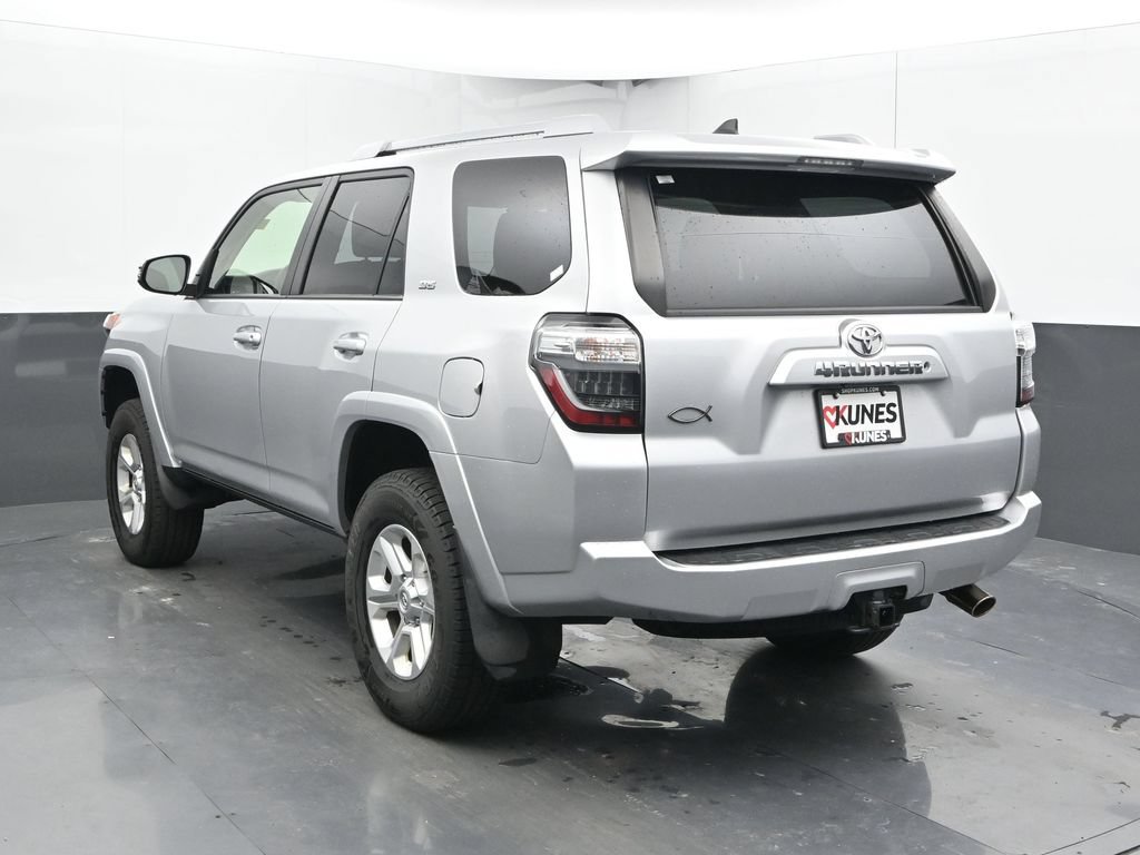 Used 2016 Toyota 4Runner SR5 Premium AWD/4WD image 10