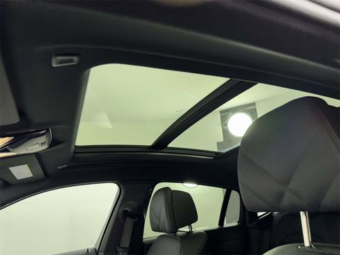 Used 2025 BMW X6 M60i w/ Parking Assistance Package image 32