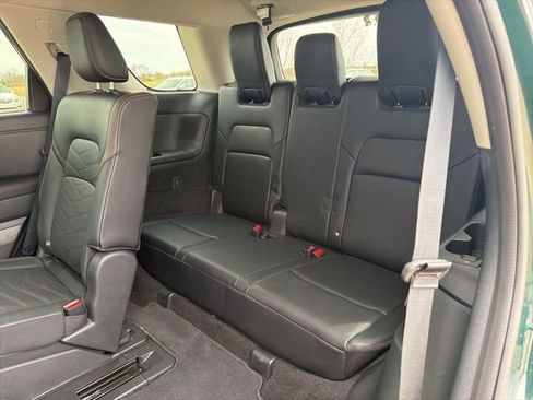 Used 2024 Nissan Pathfinder Platinum w/ Cargo Package FWD image 7