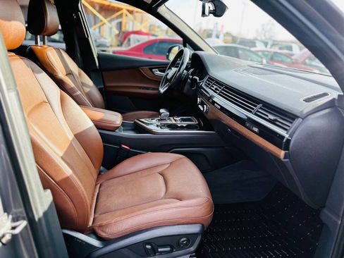 Used 2017 Audi Q7 3.0T Premium Plus w/ Premium Plus Package image 22