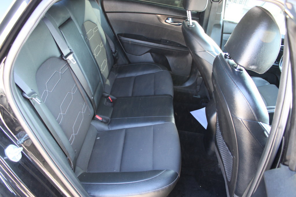 Used 2021 Kia Forte GT-Line FWD image 11