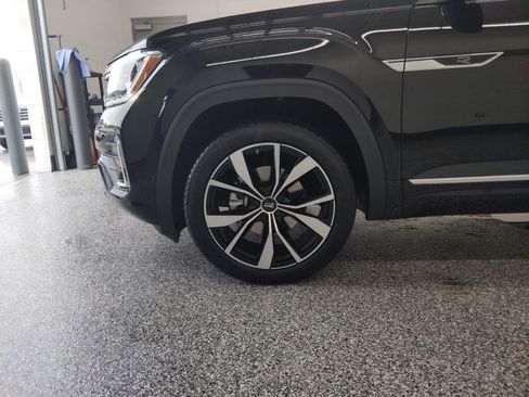 New 2026 Volkswagen Atlas SEL Premium R-Line AWD/4WD image 8